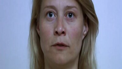 हॉर्नी सेक्सी मूवी बीपी वीडियो मॉम इंटरप्टेड बॉय प्लेइंग वीडियो गेम