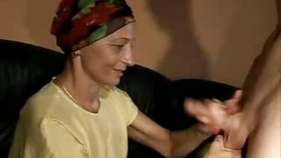 हमारे दोस्तों हिंदी मूवी सेक्सी मूवी पर नींद का हमला मां