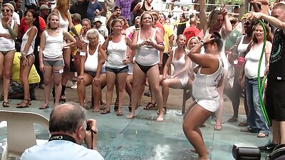 हॉट अरब गर्ल कैमरा के सामने उसकी फक्किंग सेक्सी पिक्चर हिंदी फुल मूवी स्किल्स दिखाती है